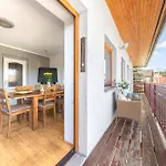 Semesterbostad Holiday Home Smrzovka *