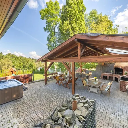 Holiday Home Smrzovka Hébergement de vacances Smržovka