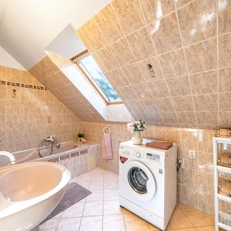 Holiday Home Smrzovka بيت للعطل *