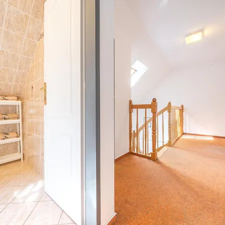Holiday Home Smrzovka بيت للعطل *